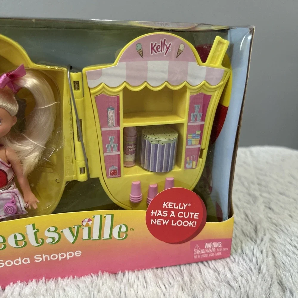 KELLY SWEETSVILLE‎ Soda Shoppe and Doll New Sealed